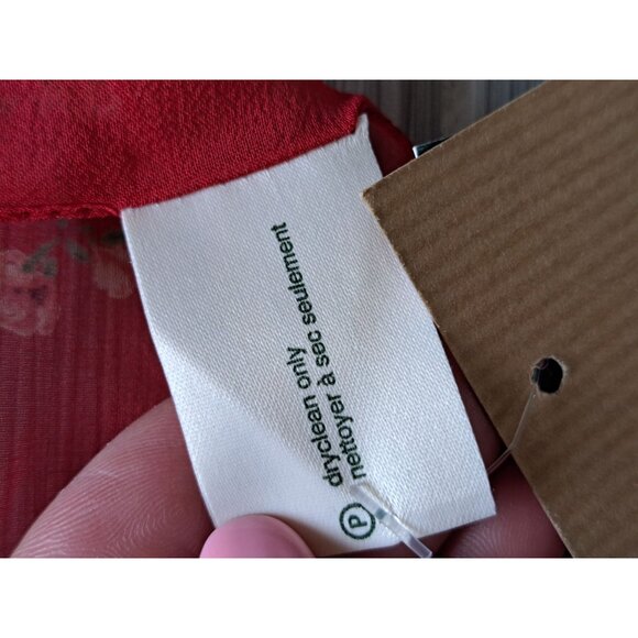 Laura Ashley Red Silk Scarf Floral Pattern 20" NEW with Tags Feminine Italy - Picture 6 of 8